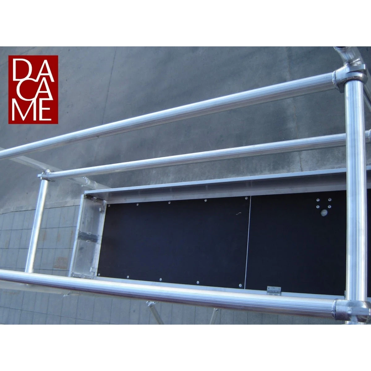 Tour Roulante ALU 50 Lg 1,35 M Hauteur Travail 13,40 M Dacame 4 Tour Roulante ALU 50 Lg 1,35 M Hauteur Travail 13,40 M Dacame – Image 4